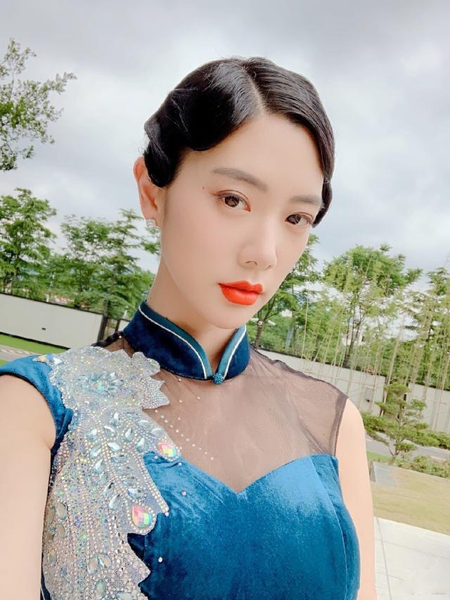17间房主播跳舞 电影2